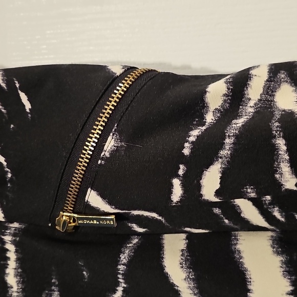 Michael Kors Zebra A-line Zipper Pocket Knee Length Skirt Sz 10 MSRP $80 - Picture 3 of 10